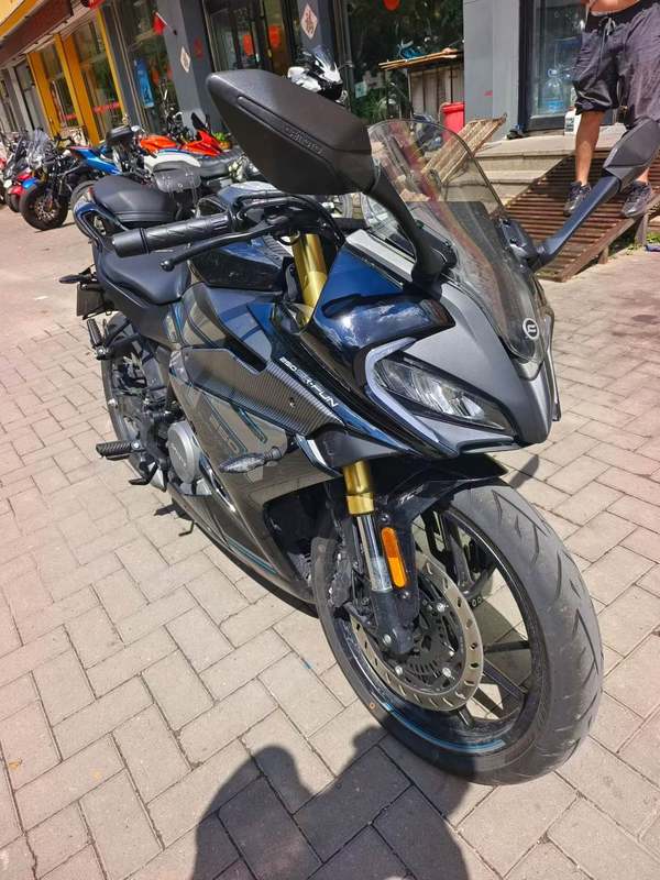 春风 250SR