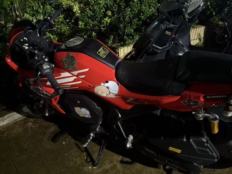 QJMOTOR 小飞侠