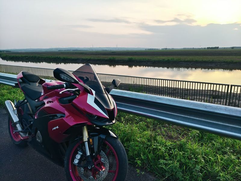 张雪机车 500RR