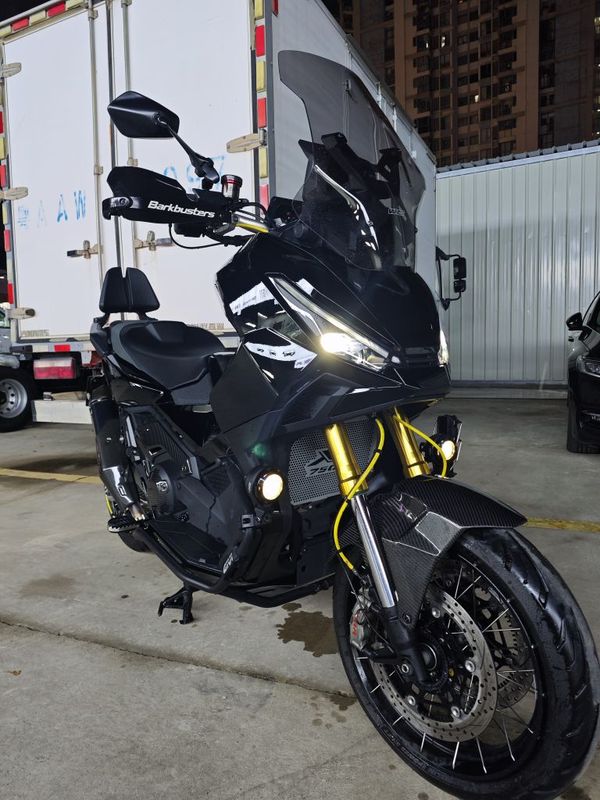本田DREAMWING X-ADV 750