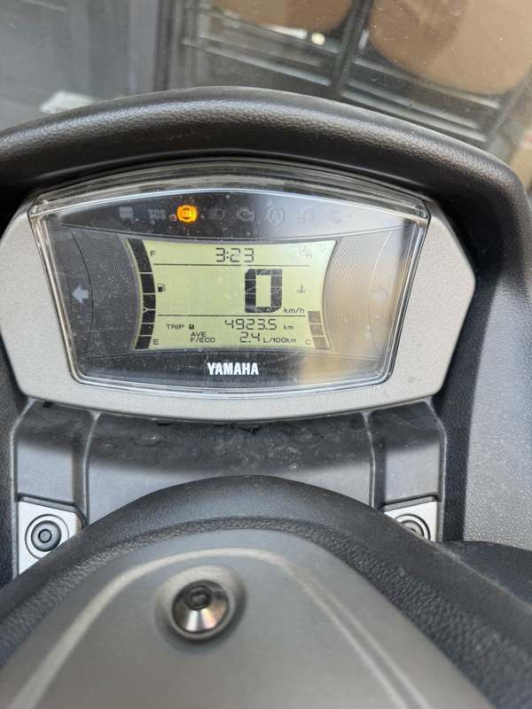 雅马哈 NMAX