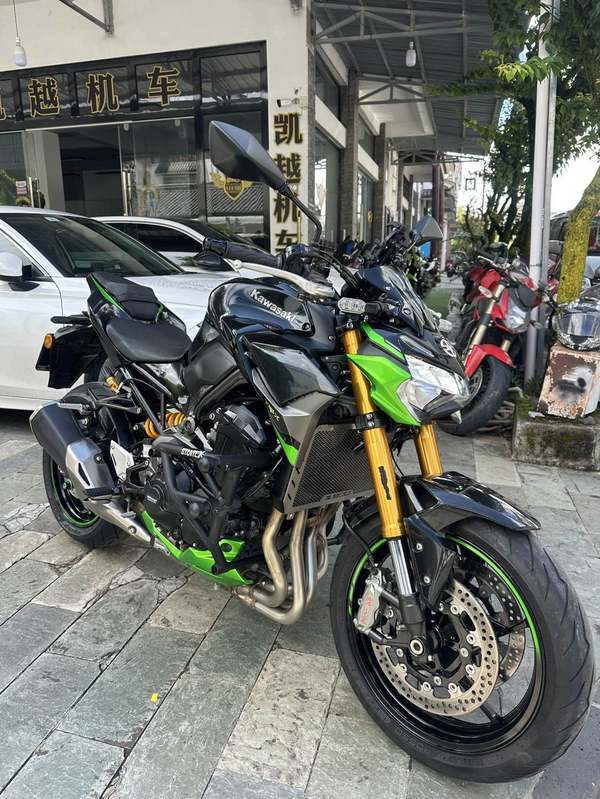 川崎 Z900