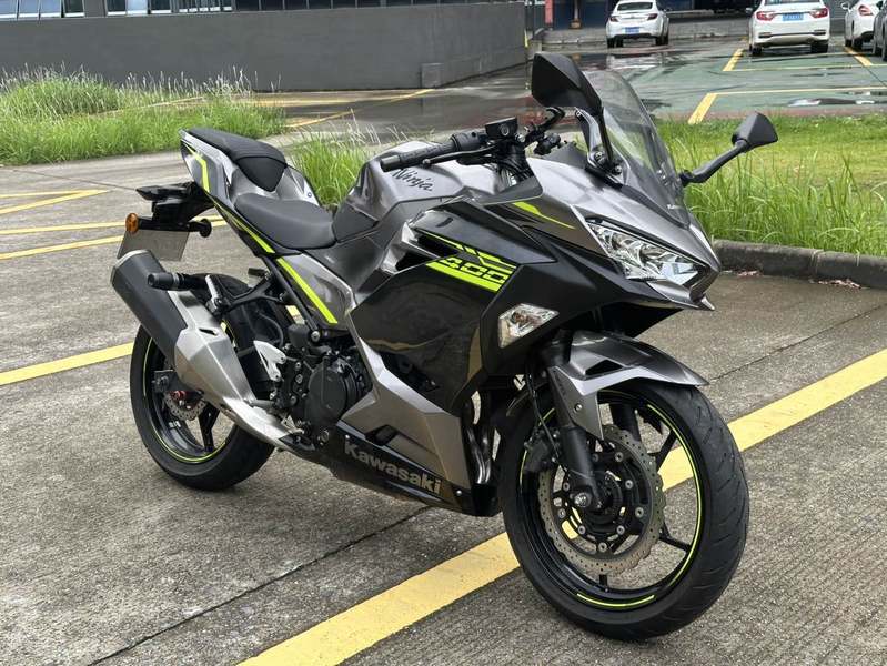 川崎 Ninja 400
