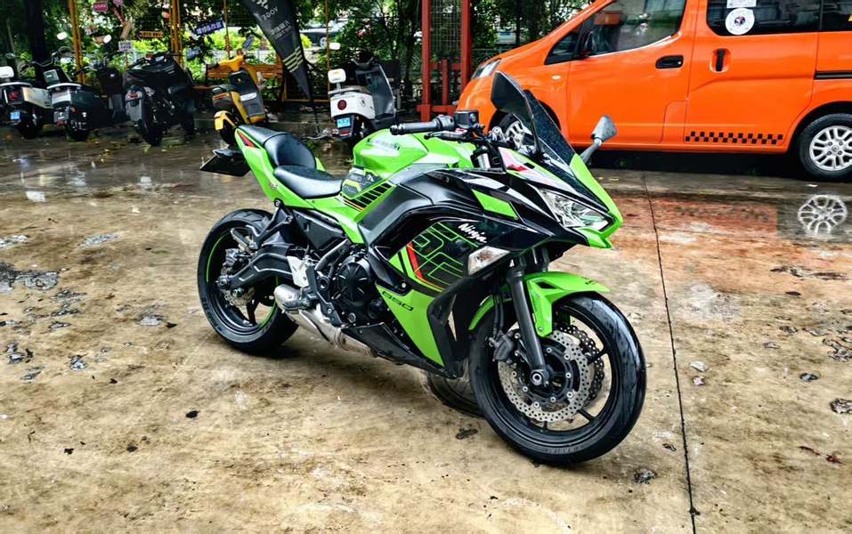 川崎 Ninja 650 