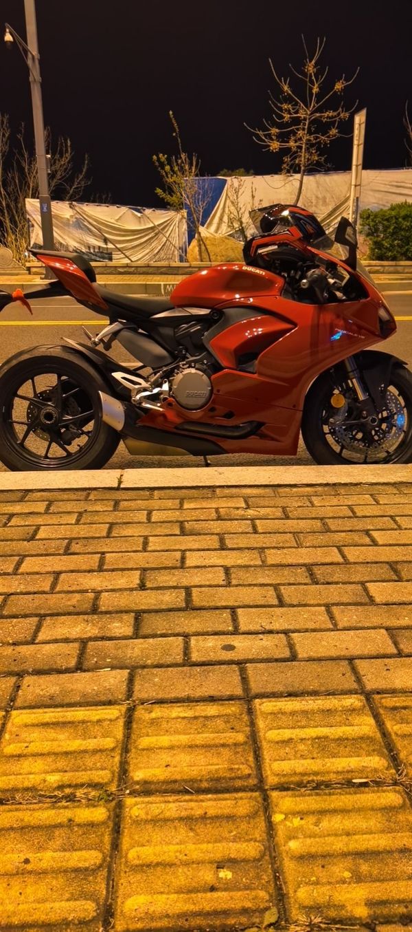 杜卡迪 Panigale V2