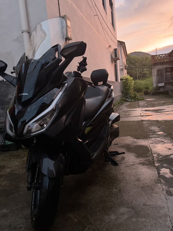 本田WING NSS350