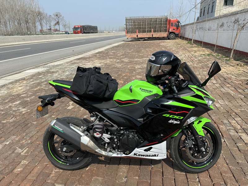 川崎 Ninja 400