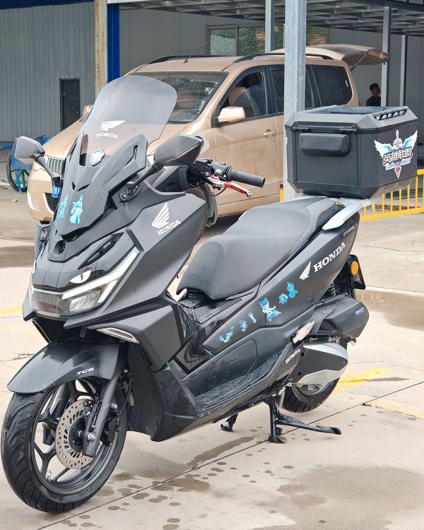 新大洲本田 NS150GX