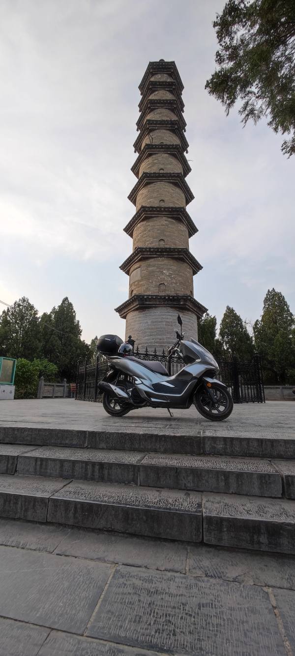 五羊本田 PCX