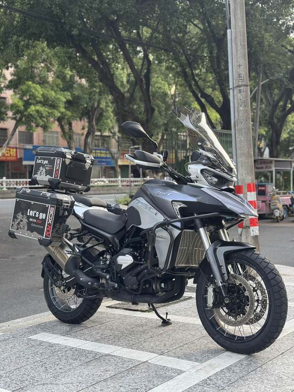 QJMOTOR 骁750