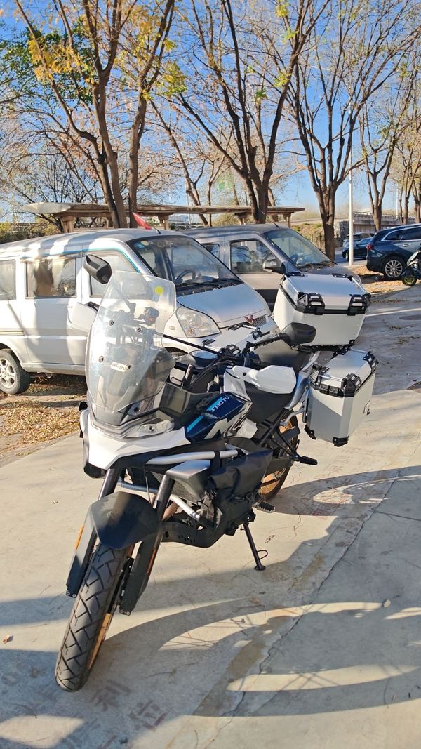 春风 700MT