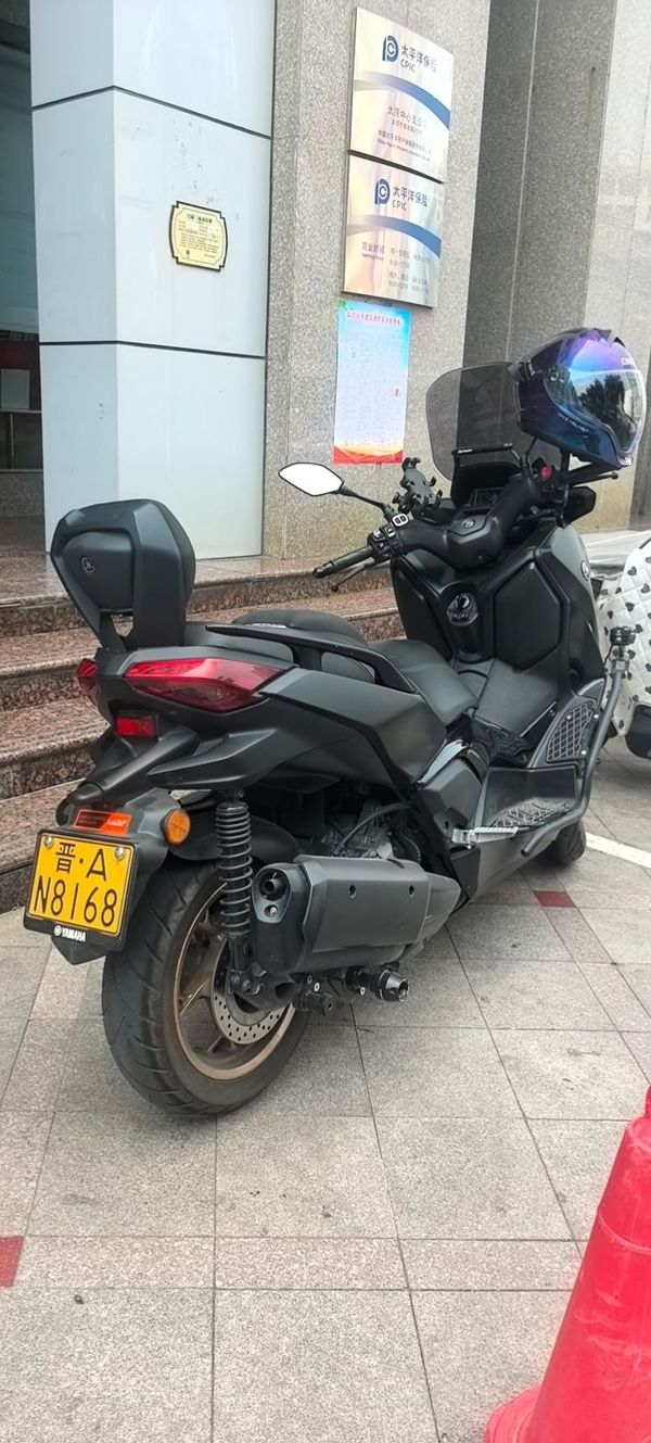 雅马哈 XMAX