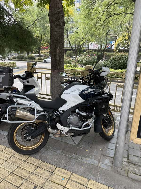 春风 700MT