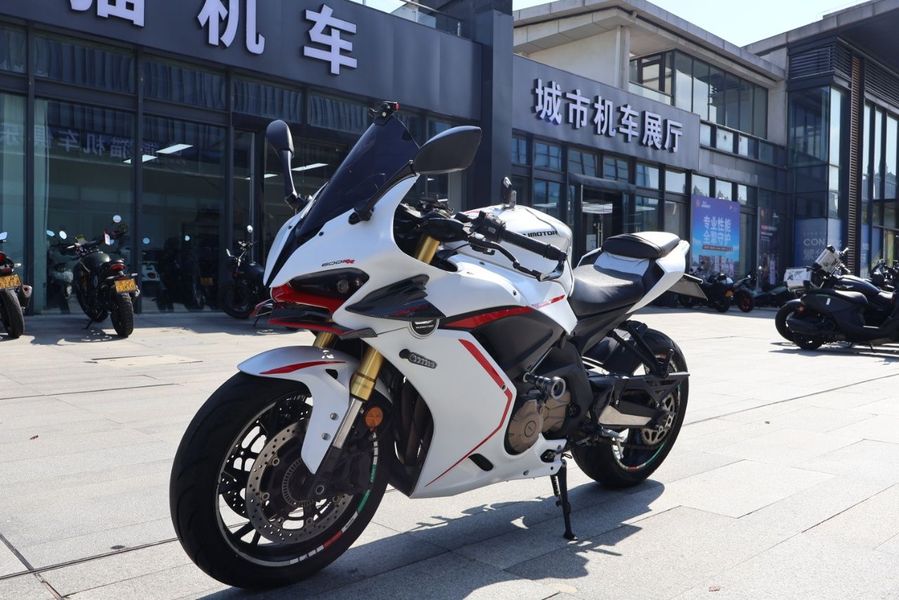 QJMOTOR 赛600