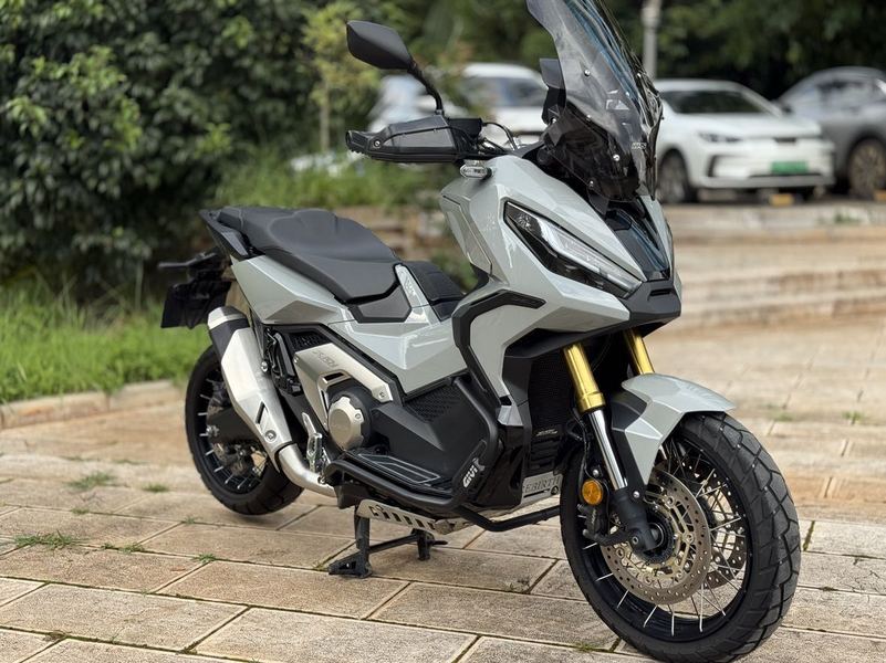 本田DREAMWING X-ADV 750