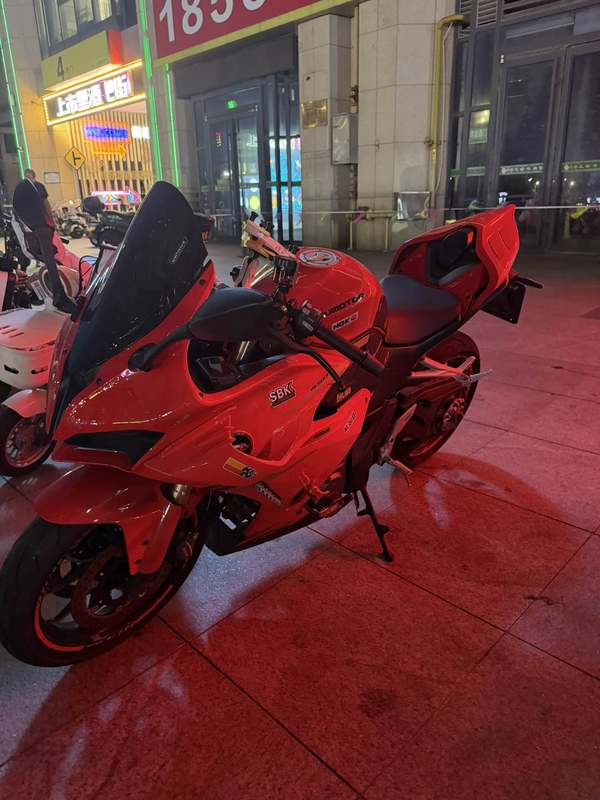 QJMOTOR 赛450
