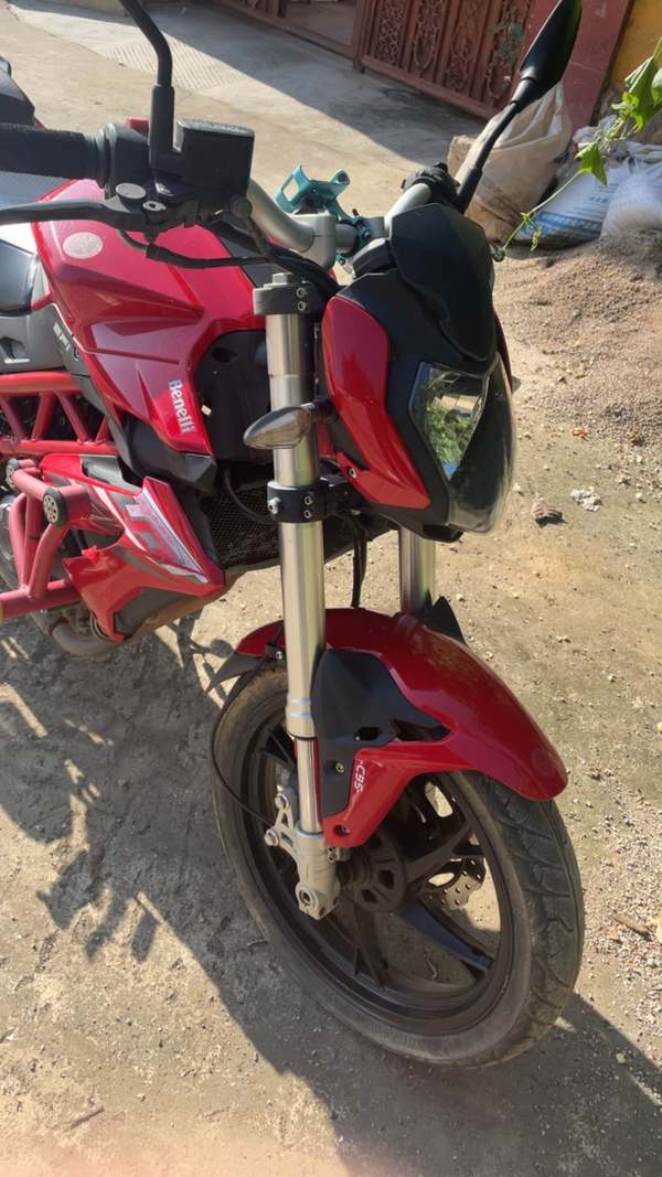贝纳利 红宝龙 TNT 150i