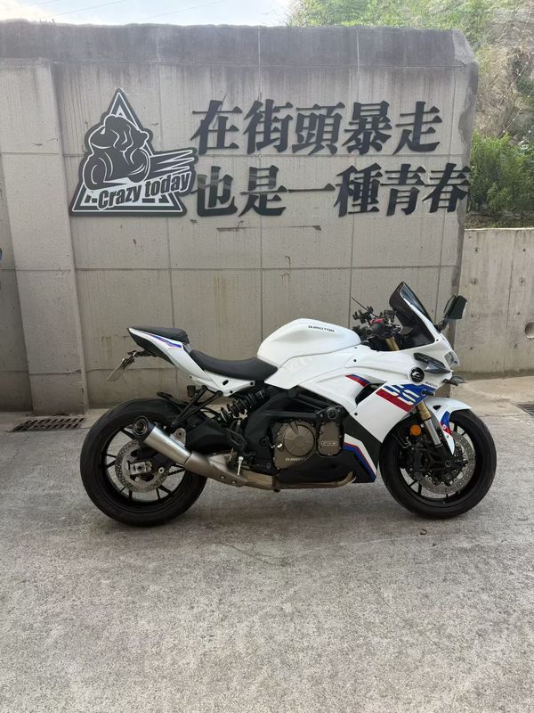 QJMOTOR 赛600
