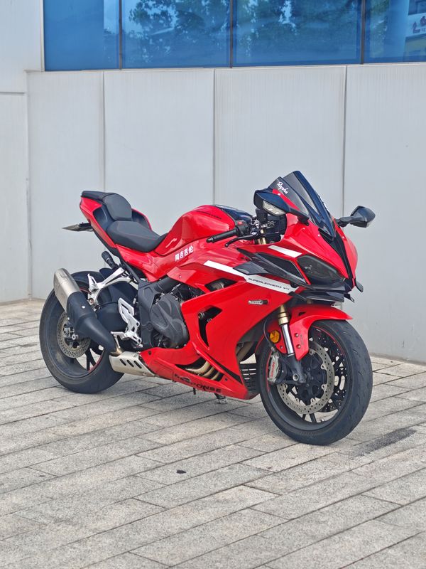 QJMOTOR 赛600
