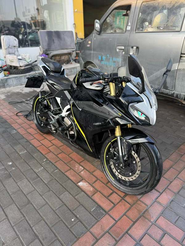春风 250SR