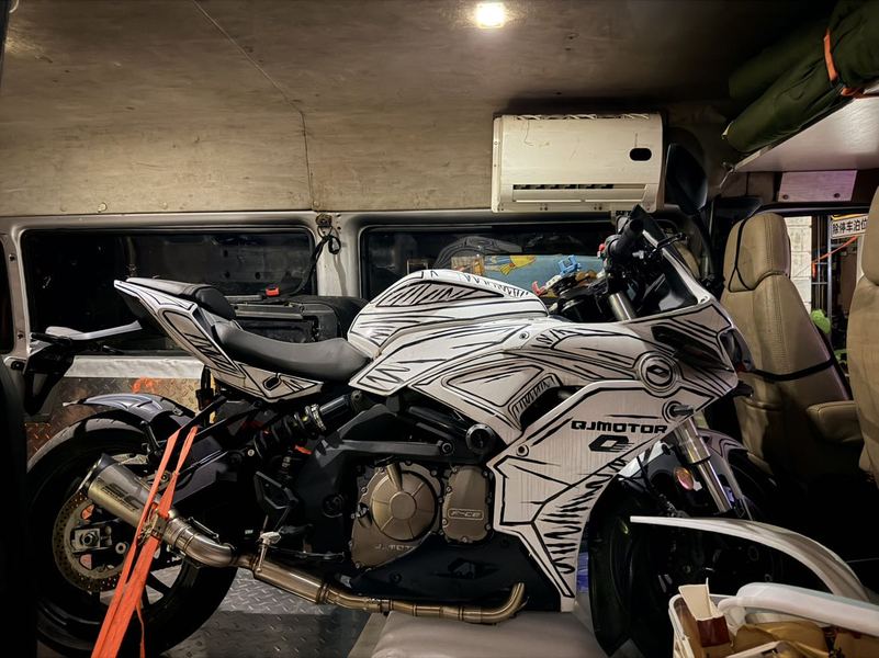 QJMOTOR 赛600
