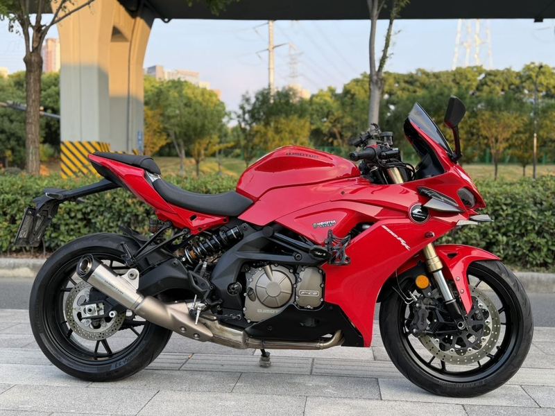 QJMOTOR 赛600