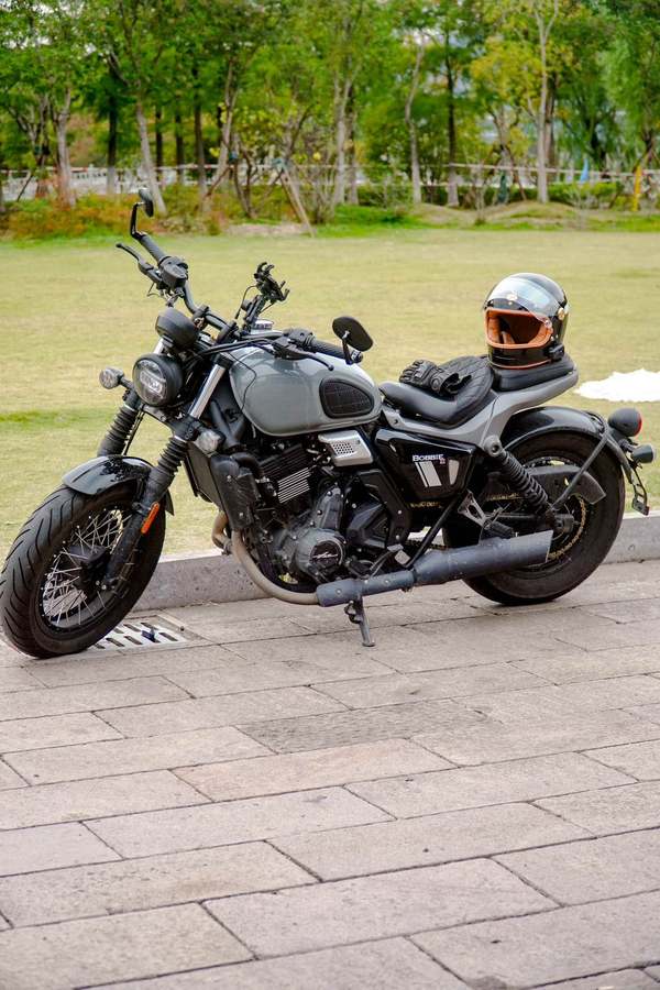 长江 Bobbie ll 700i