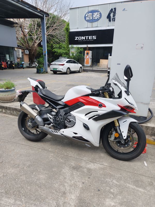 无极 RR660