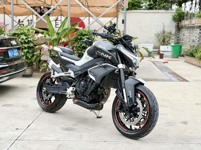 春风 800NK