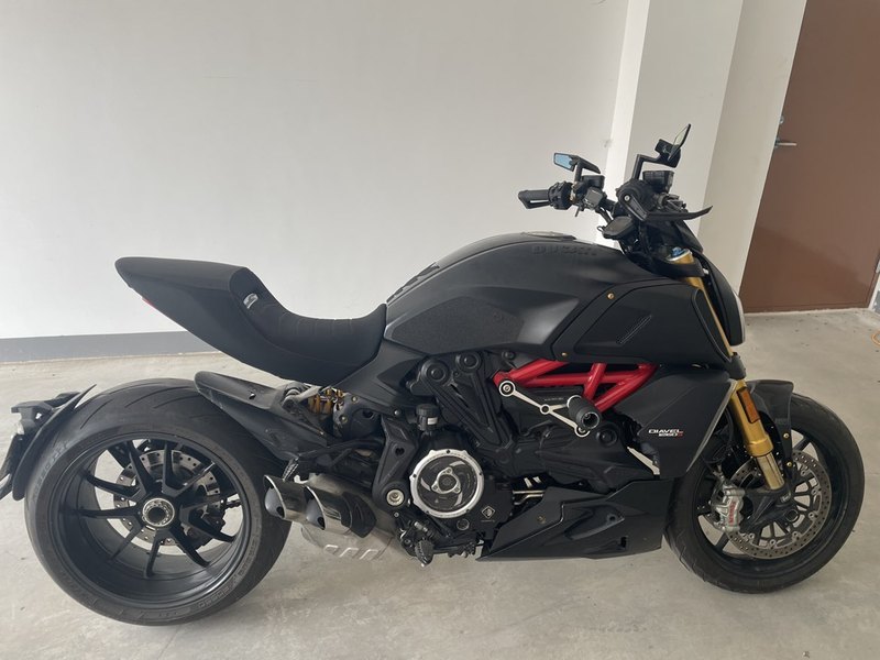 杜卡迪 Diavel 