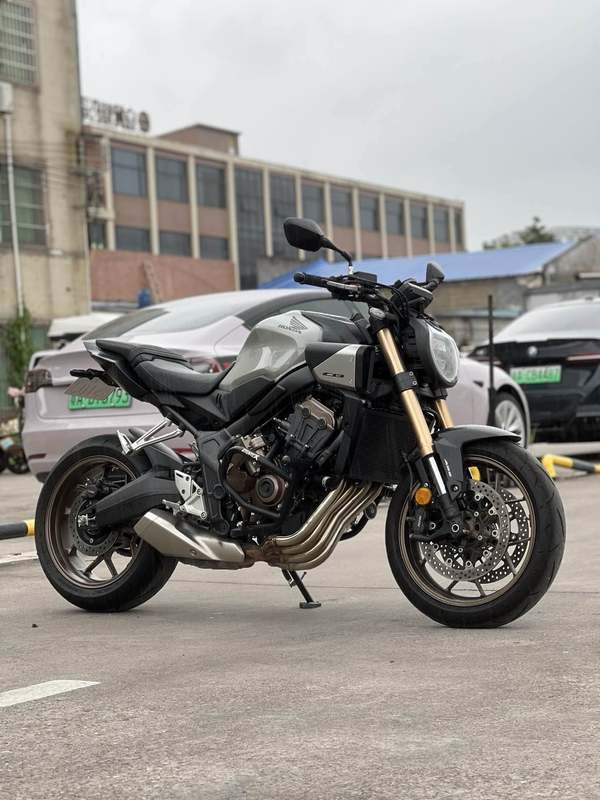 本田DREAMWING CB650R 