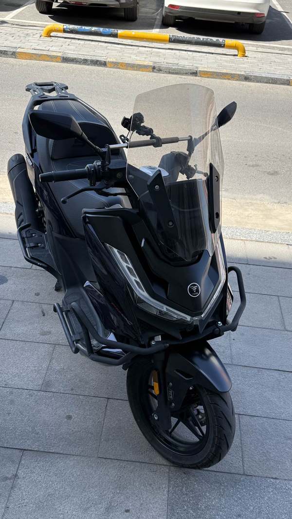无极 SR250GT