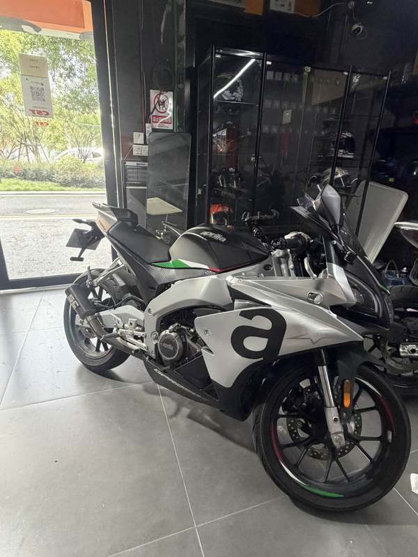 宗申阿普利亚 GPR250R