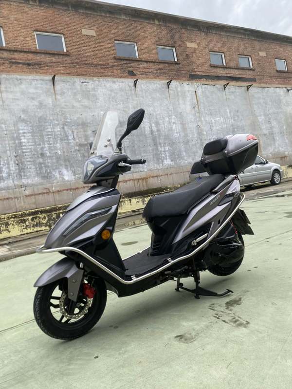 豪爵 USR125 