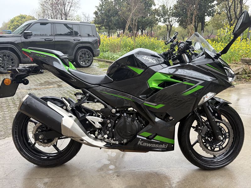 川崎 Ninja 400