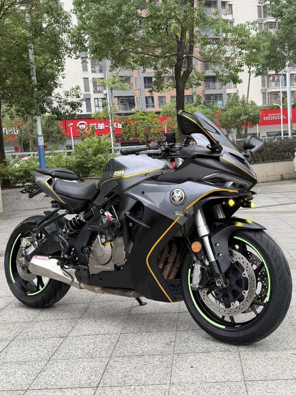 QJMOTOR 赛600