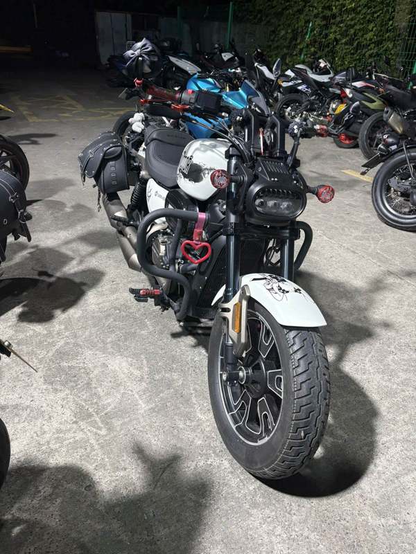 QJMOTOR 闪350