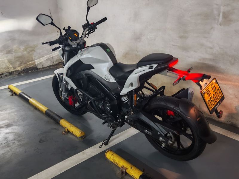贝纳利 小迅龙 BN150S