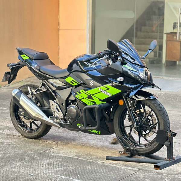 豪爵铃木 GSX250R