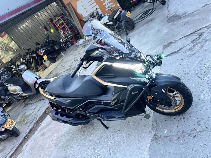 光阳 赛艇 S250