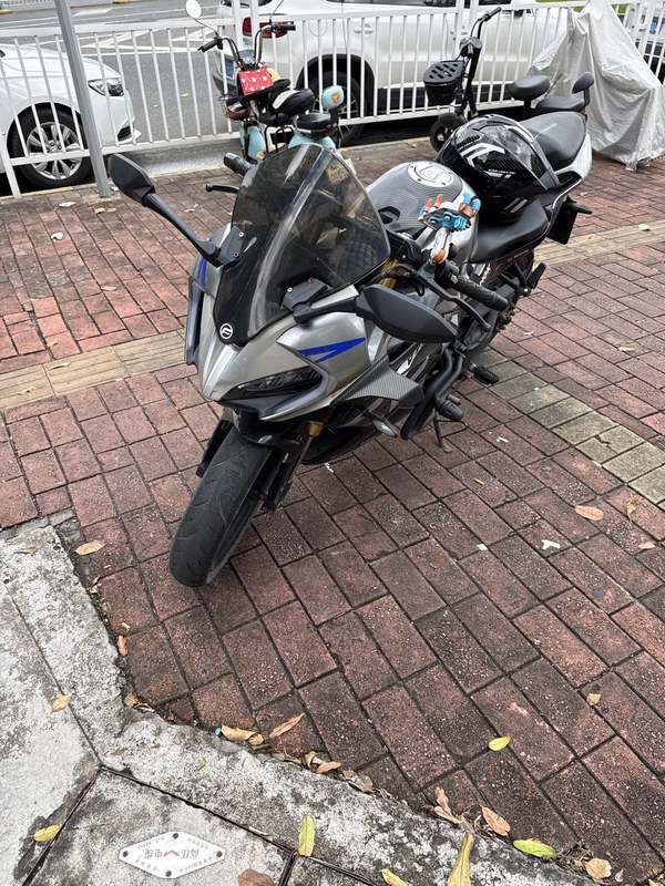 春风 250SR