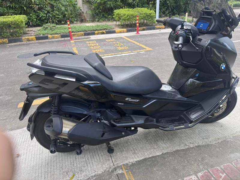 宝马 C 400