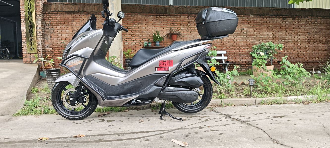 豪爵 UFR150