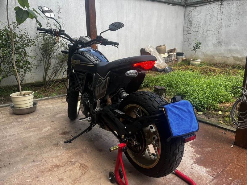 杜卡迪 Scrambler 800