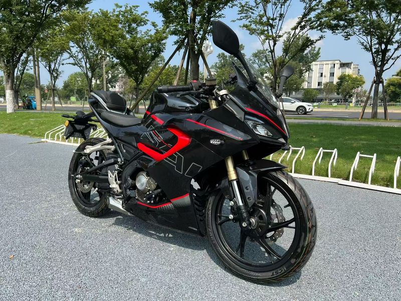 QJMOTOR 赛150