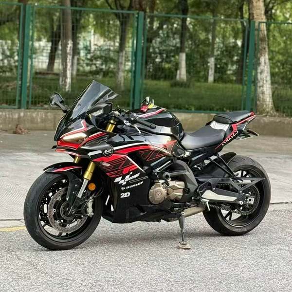 QJMOTOR 赛600