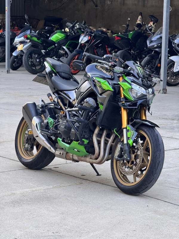 川崎 Z900