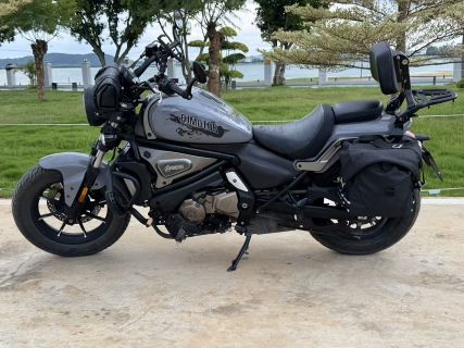QJMOTOR 闪500S