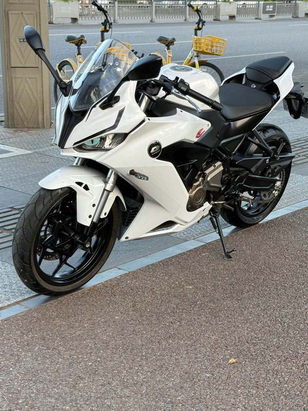 QJMOTOR 赛250