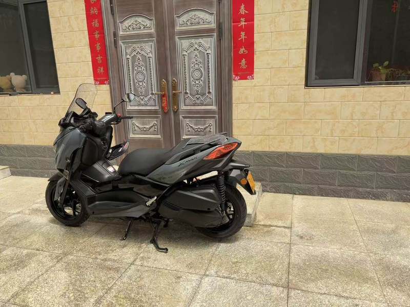 雅马哈 XMAX